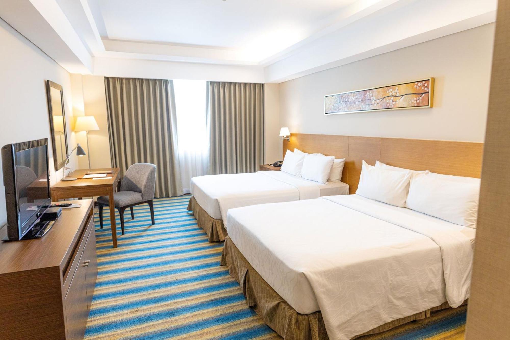 Luxent Hotel Quezon City Exteriér fotografie