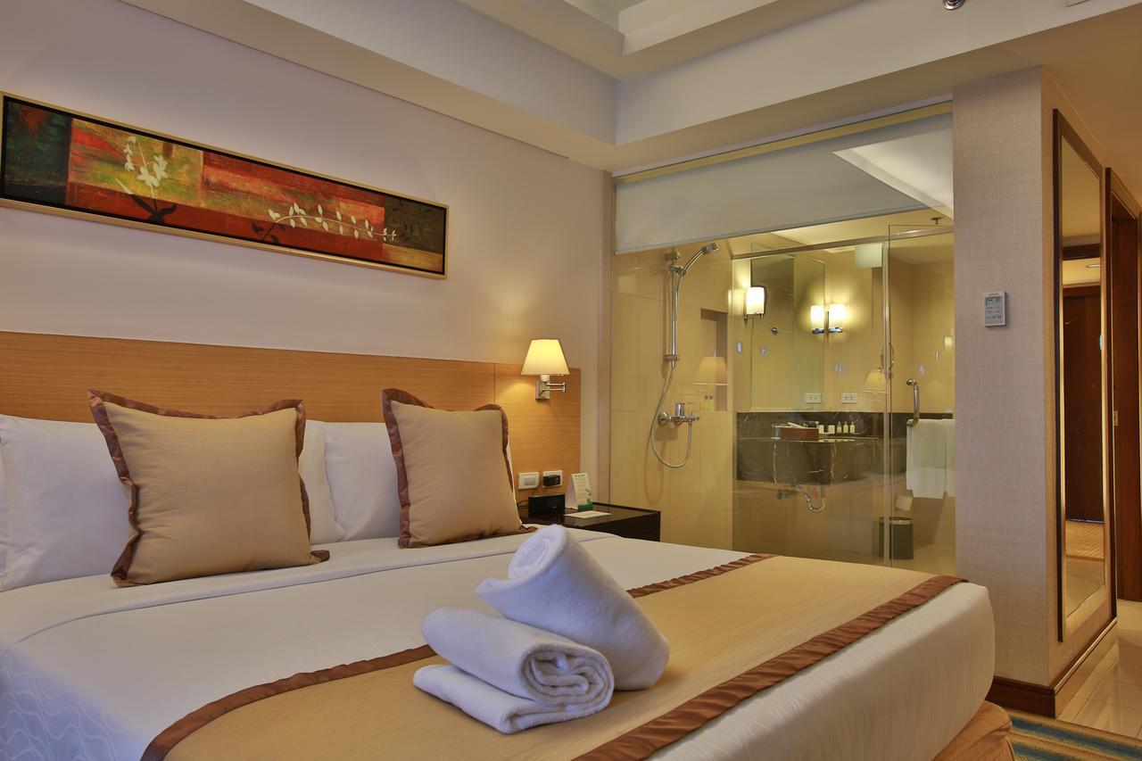 Luxent Hotel Quezon City Exteriér fotografie